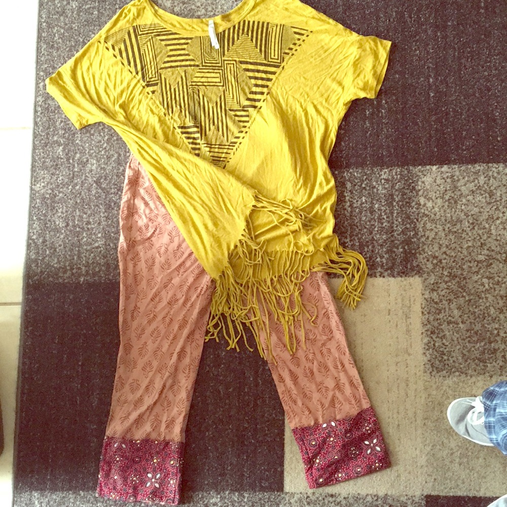 Capris pant from India never worn
